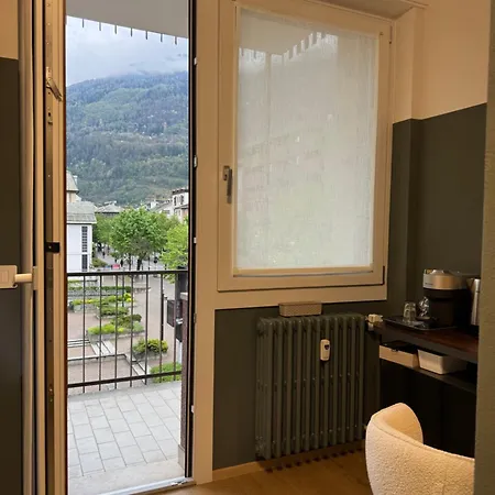 Guest house Prestige - Just 30 Seconds Walk To Bernina Express